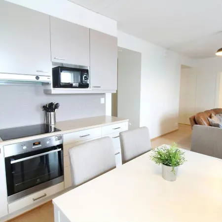 Spacious For 5 With Sauna Huoneisto
